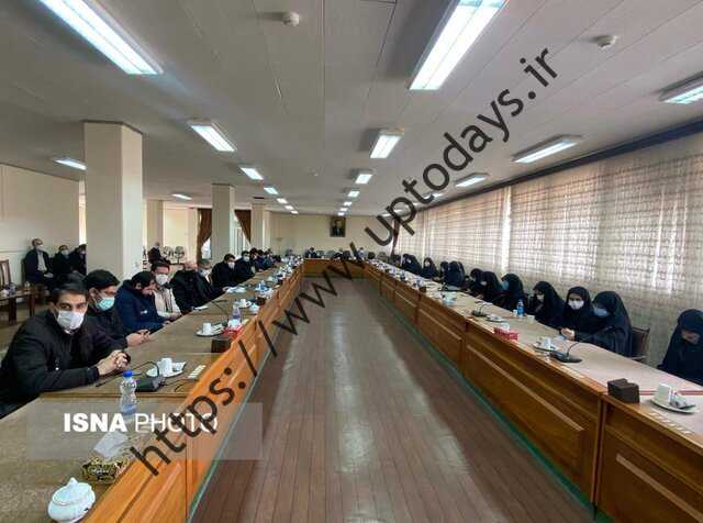 ارز 4200 تومانی جز فساد و رانت چیزی عایدش نشد